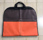 Handle Suit Garment Bag Travel Berwarna Non Woven Dicetak Dengan Klip 115 * 60 cm Ukuran